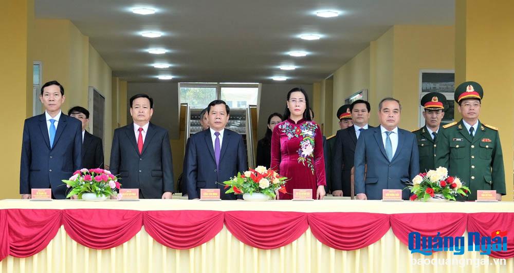 Lãnh đạo tỉnh dự Lễ chào cờ đầu năm