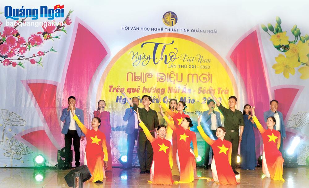 Bản hòa âm đất nước