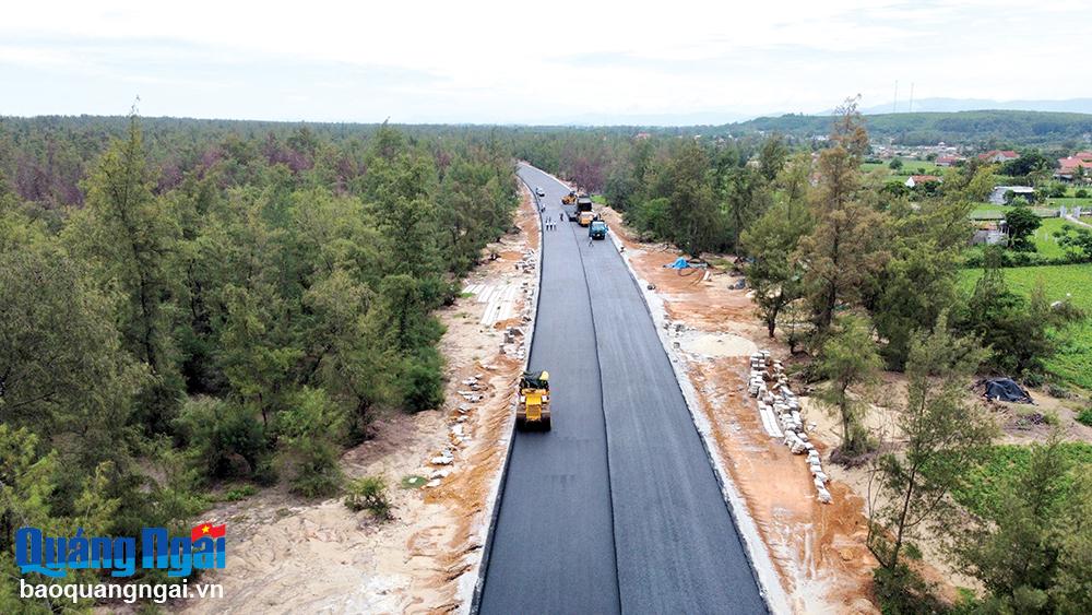 Sức bật từ những con đường