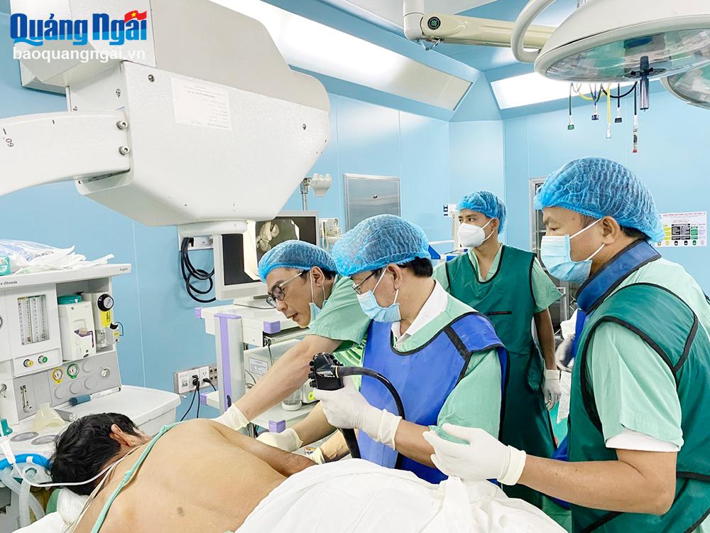 Ngành Y tế nỗ lực chăm sóc sức khỏe nhân dân