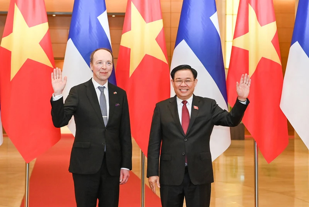 [Photos]. Chủ tịch Quốc hội Vương Đình Huệ đón và hội đàm với Chủ tịch Quốc hội Phần Lan Jussi Halla-aho