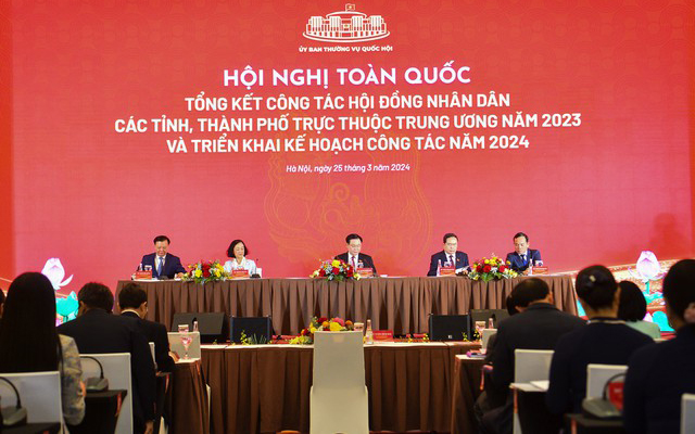 Tiếp tục đổi mới, nâng cao năng lực, hiệu lực, hiệu quả hoạt động của Hội đồng nhân dân