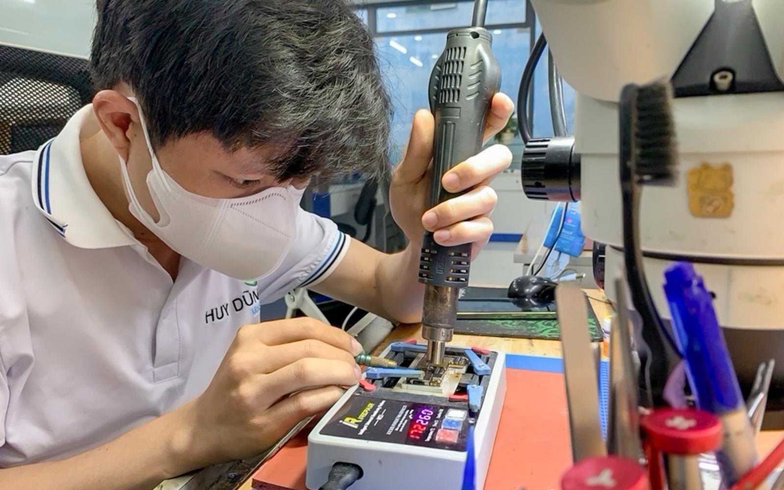 Địa chỉ sửa iphone mất nguồn uy tín tại TP.Hồ Chí Minh