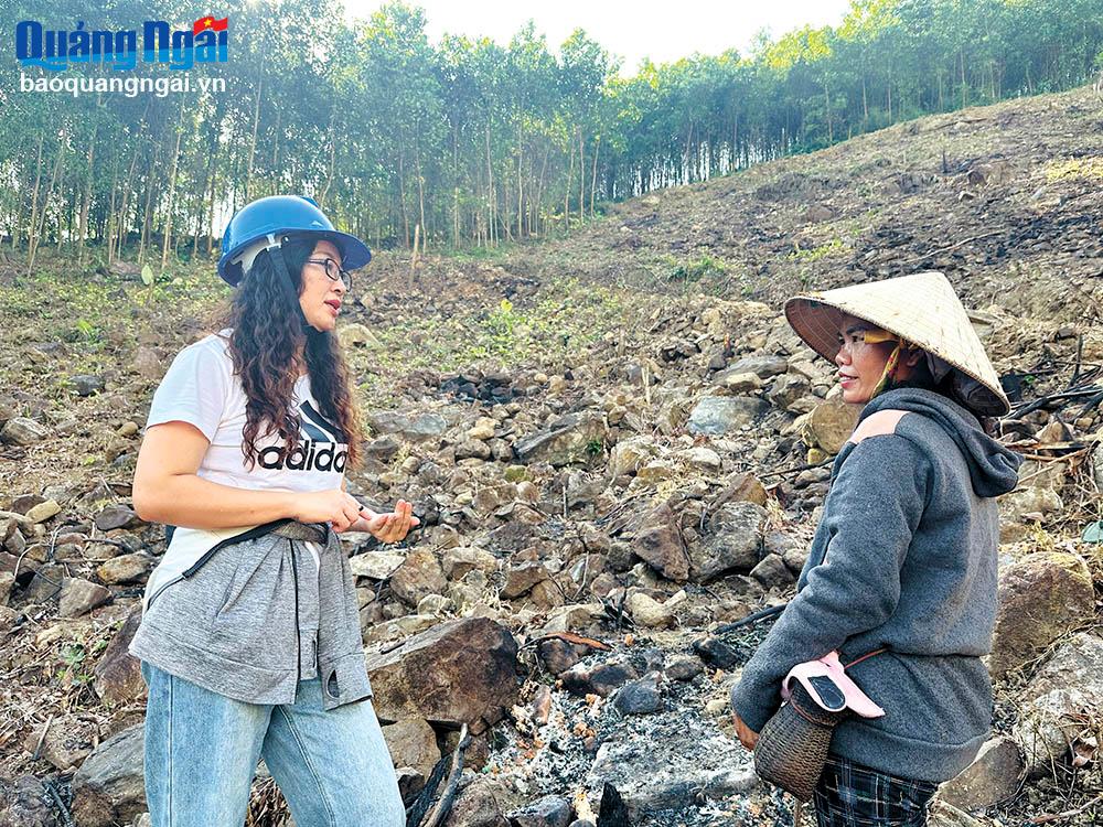 Nặng tình với rừng xanh 