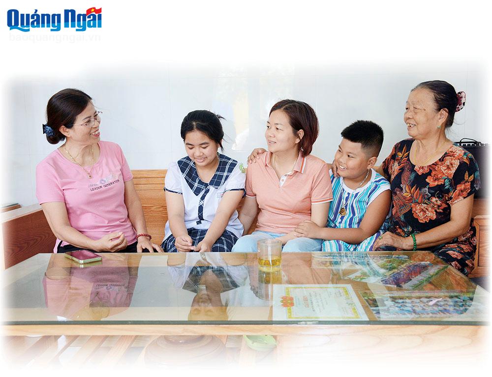 Hạnh phúc cho mọi người