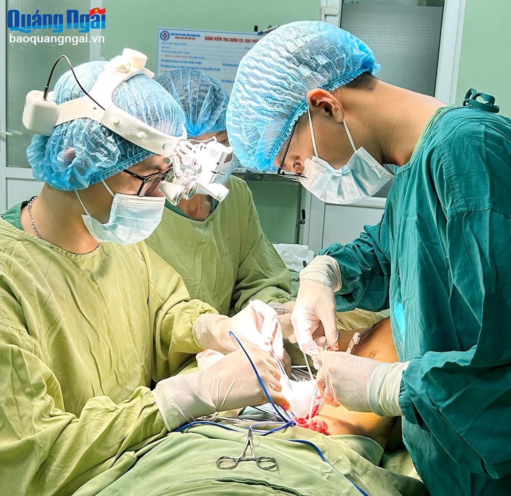 Bệnh viện Đa khoa tỉnh: Thực hiện nhiều kỹ thuật mới, hiện đại