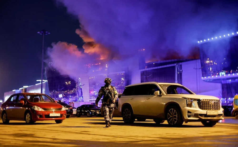 Tấn công khủng bố tại Nga làm hơn 60 người thiệt mạng