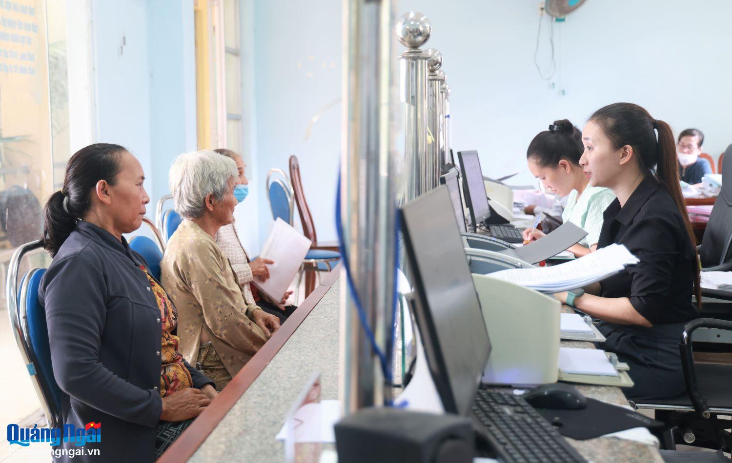 Rà soát, báo cáo đội ngũ cán bộ, công chức cấp xã về Bộ Nội vụ trước ngày 10/3