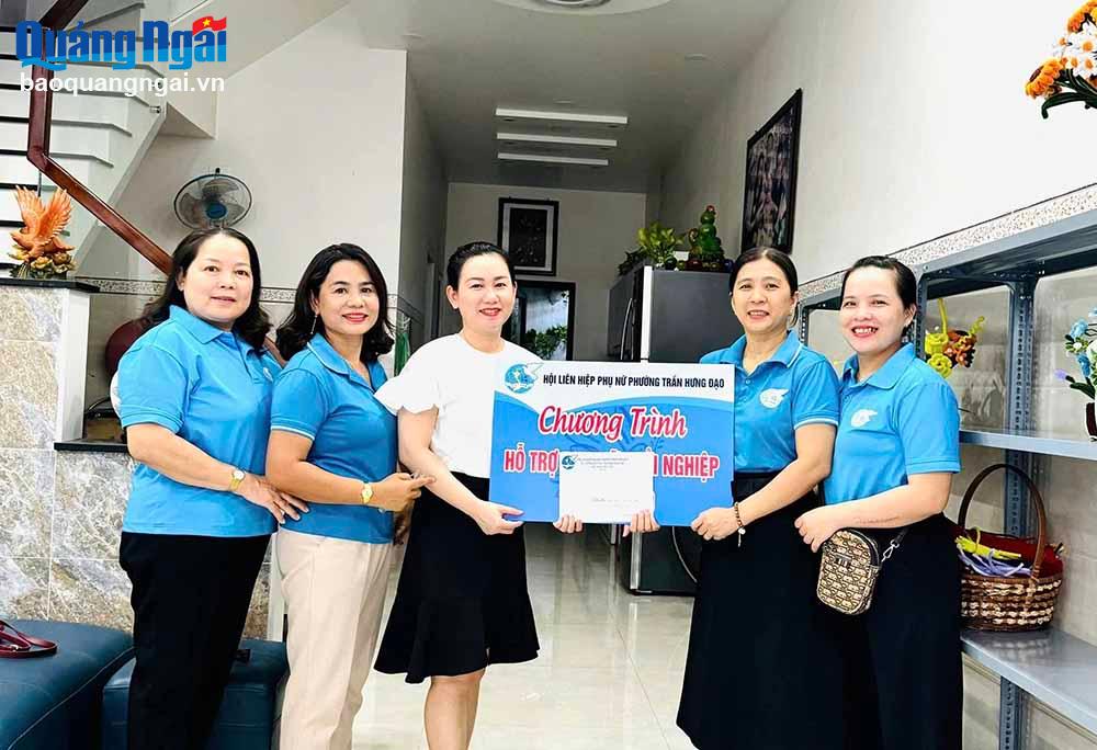 Nữ cán bộ hội cơ sở giỏi