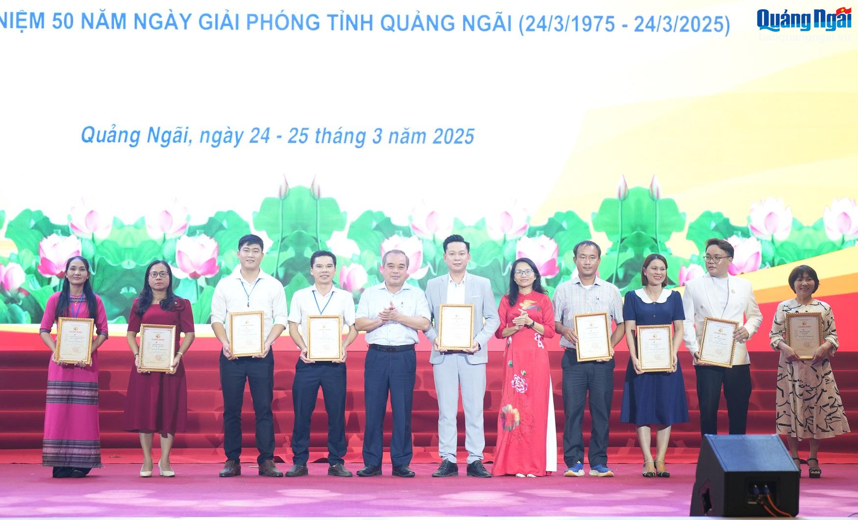 Bế mạc Liên hoan Văn nghệ quần chúng