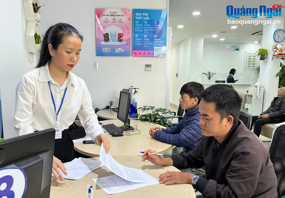 Giảm lãi suất cho vay phục vụ phát triển kinh tế