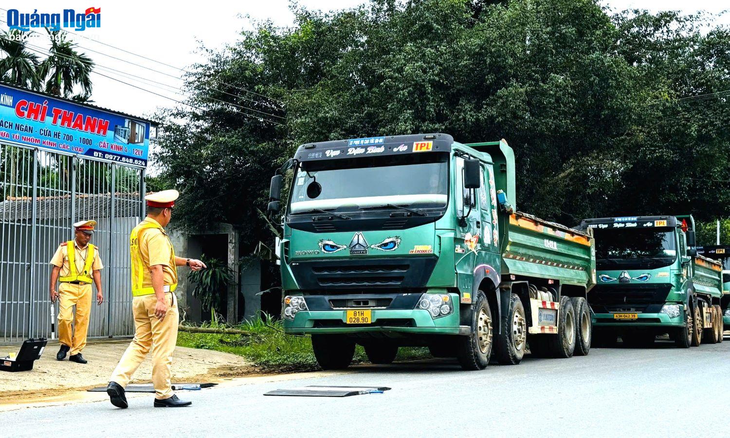 Tăng cường xử lý xe tải vi phạm trên tuyến Tỉnh lộ 624