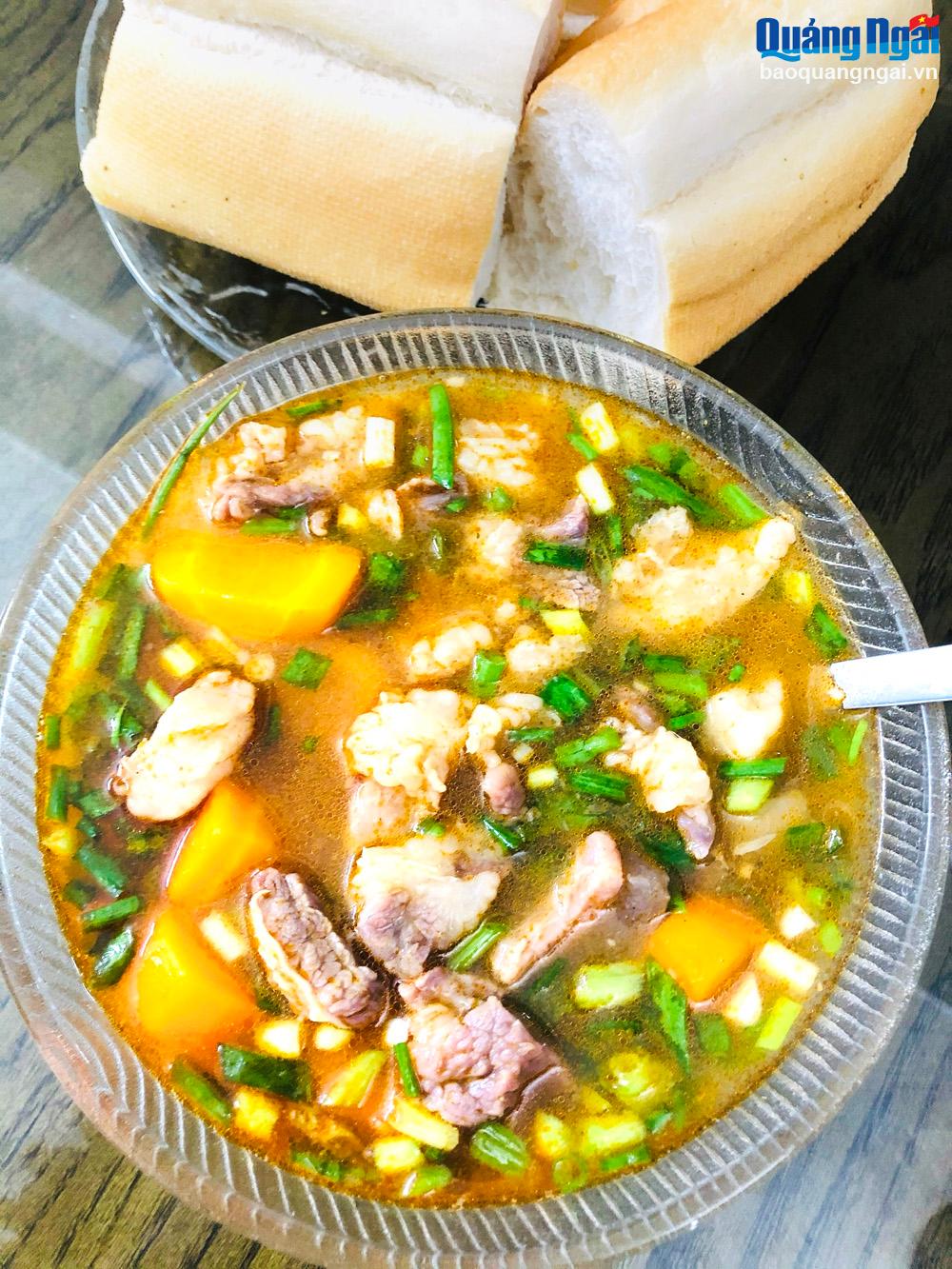 Đậm đà món bò kho