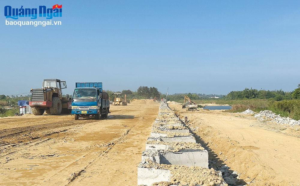 Sớm giải quyết vướng mắc ở các công trình trọng điểm