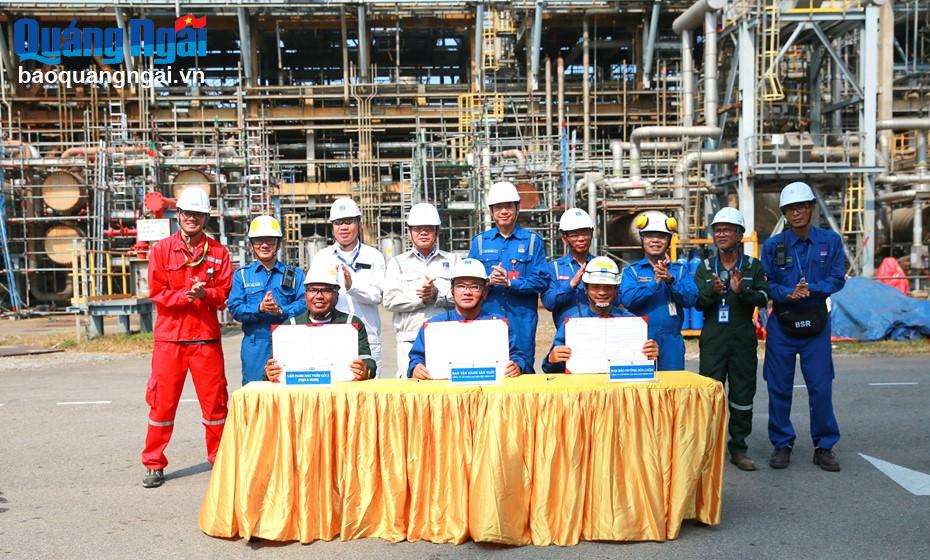 Bàn giao phân xưởng Chưng cất dầu thô