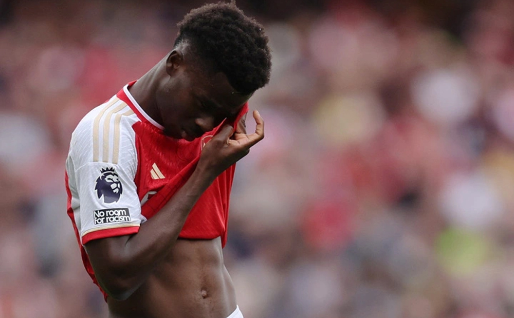 Nối bước Liverpool, Arsenal cũng thua Aston Villa