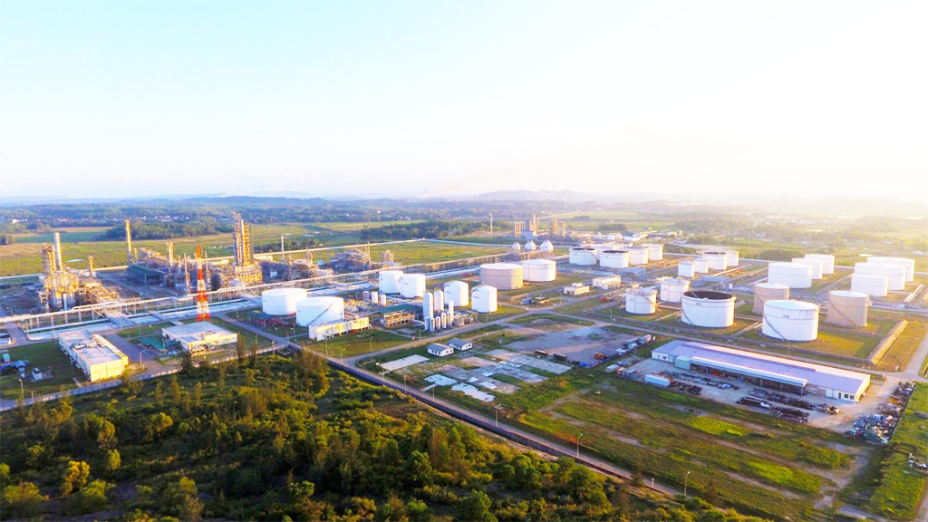 Nhà máy Lọc dầu Dung Quất đạt mốc 100 triệu tấn sản phẩm các loại