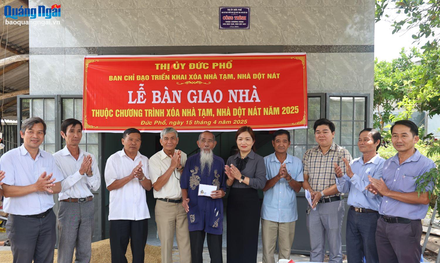 Khẩn trương triển khai thực hiện hoàn thành xóa nhà tạm, nhà dột nát đúng thời gian cam kết