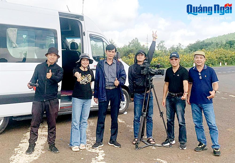 Tác giả - Tác phẩm: Thanh âm của 