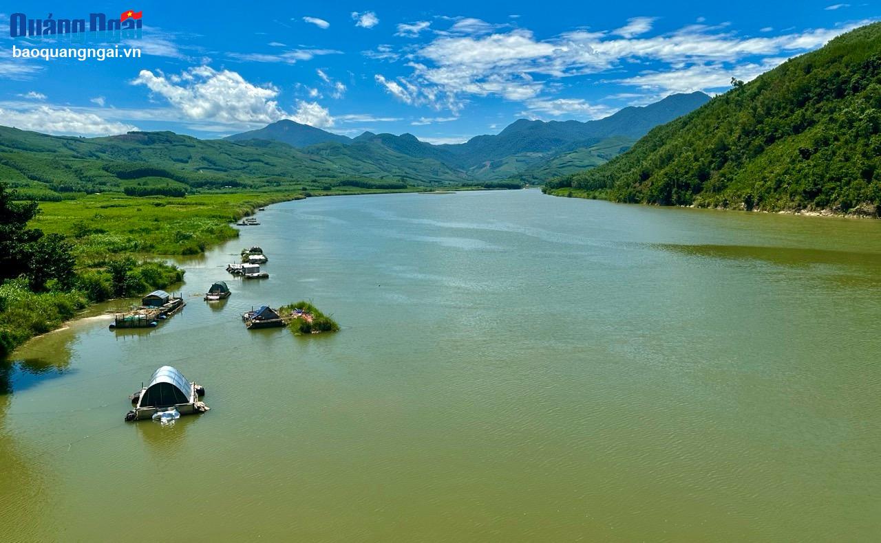 Cần sớm nạo vét lòng hồ công trình đầu mối thủy lợi Thạch Nham