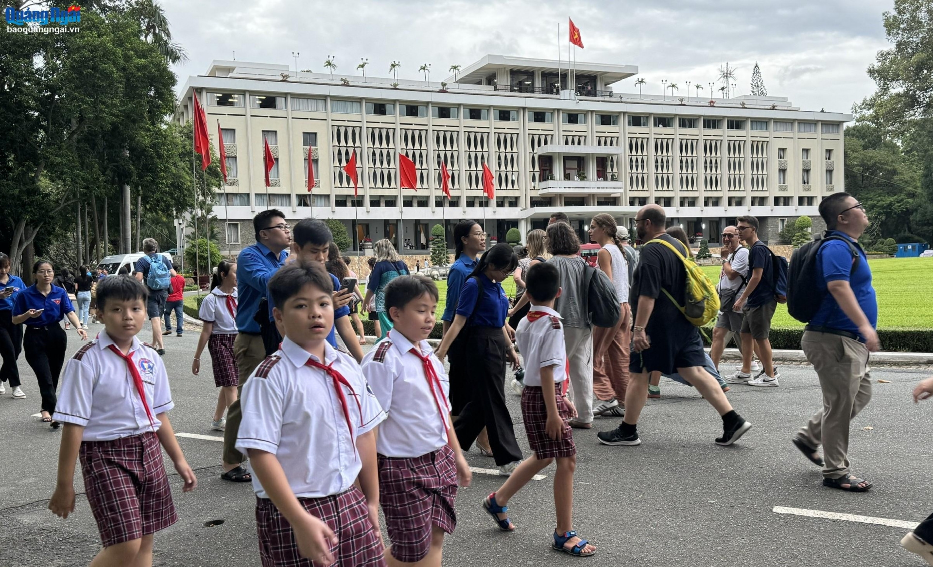 Dinh Độc lập - Chứng nhân lịch sử giữa lòng TP.Hồ Chí Minh