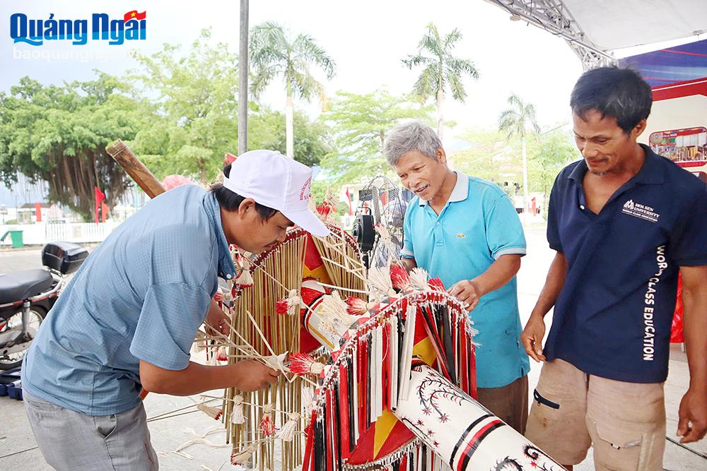 Lớn lên cùng tình yêu văn hóa dân tộc