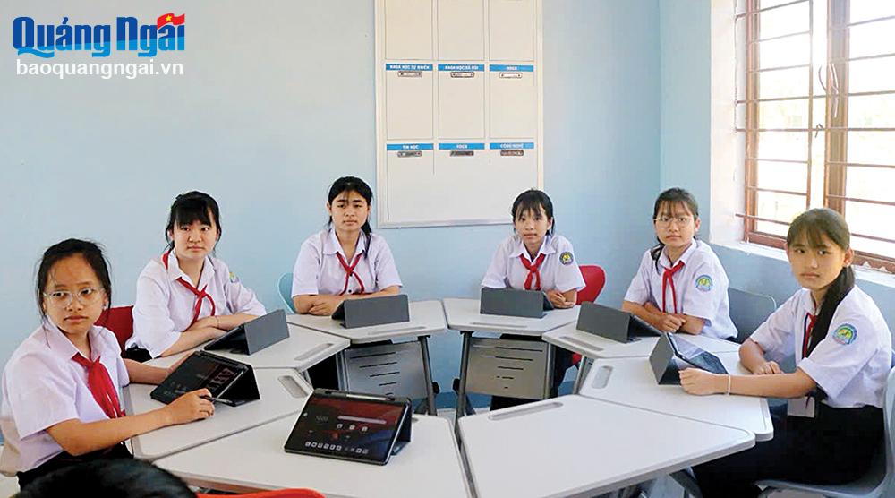 Chú trọng dạy và học tiếng Anh