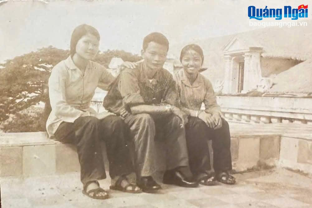 Góp sức làm nên lịch sử