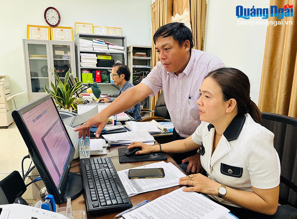 Thực hiện “5 biết, 3 thể hiện” 