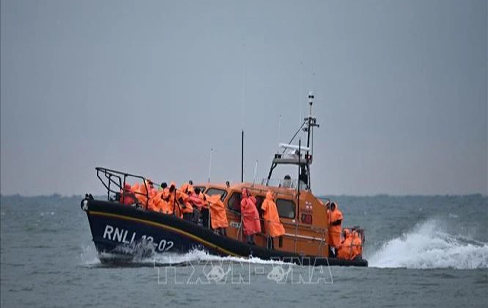 Anh sẽ trục xuất người nhập cư bất hợp pháp trong 2 tháng tới