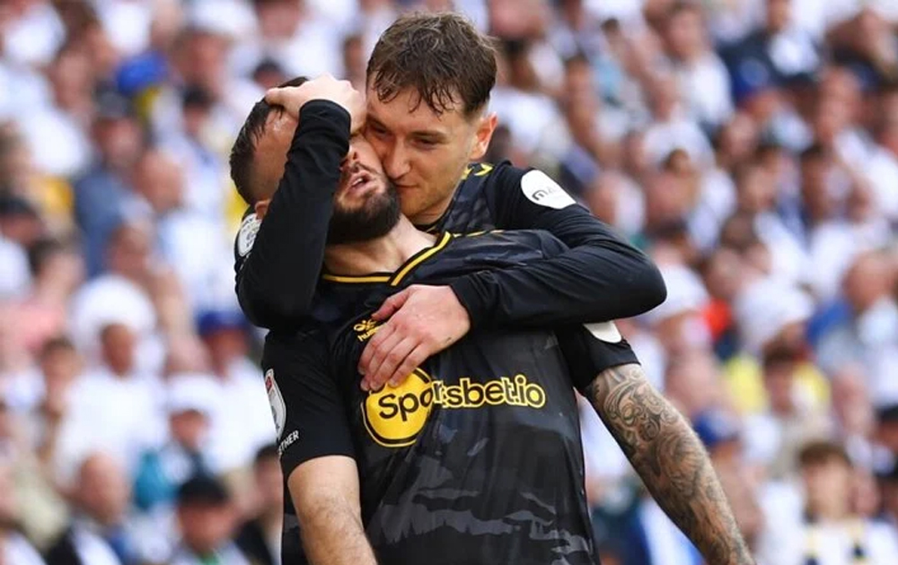 Xác định CLB cuối cùng thăng hạng Premier League 2024/25