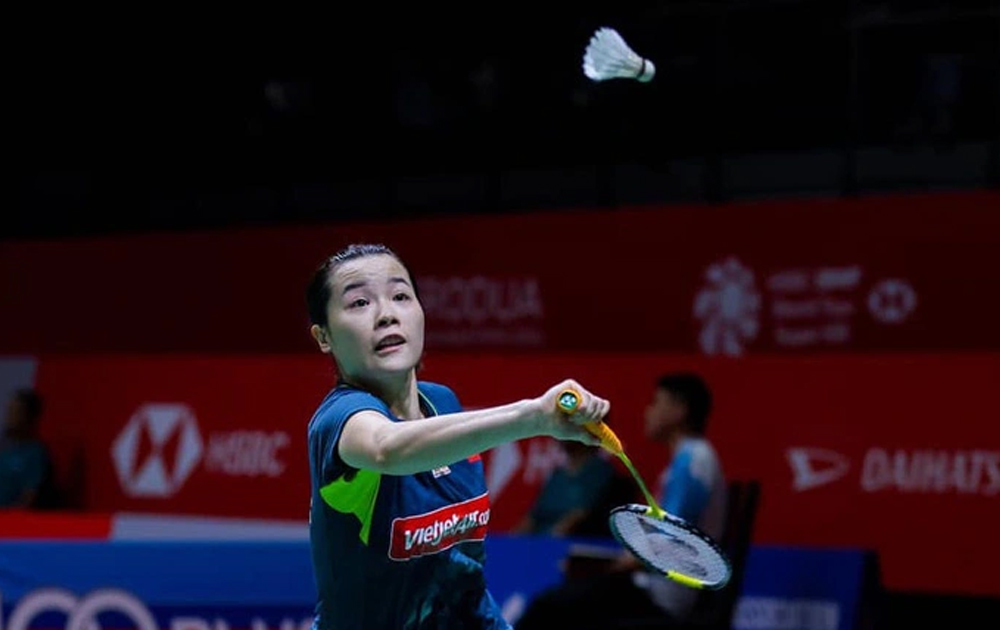 Thua thần đồng 17 tuổi, Thùy Linh sớm dừng bước tại Singapore Open