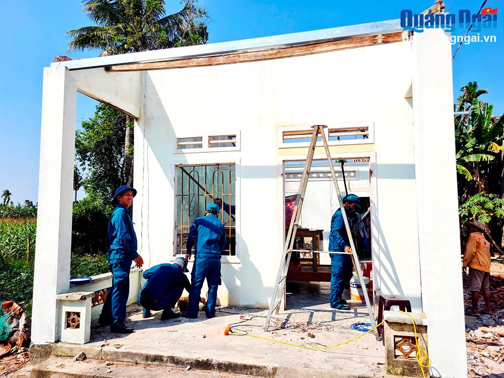 Tuổi trẻ thi đua làm việc tốt 