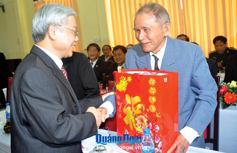 Một đời cống hiến cho cách mạng