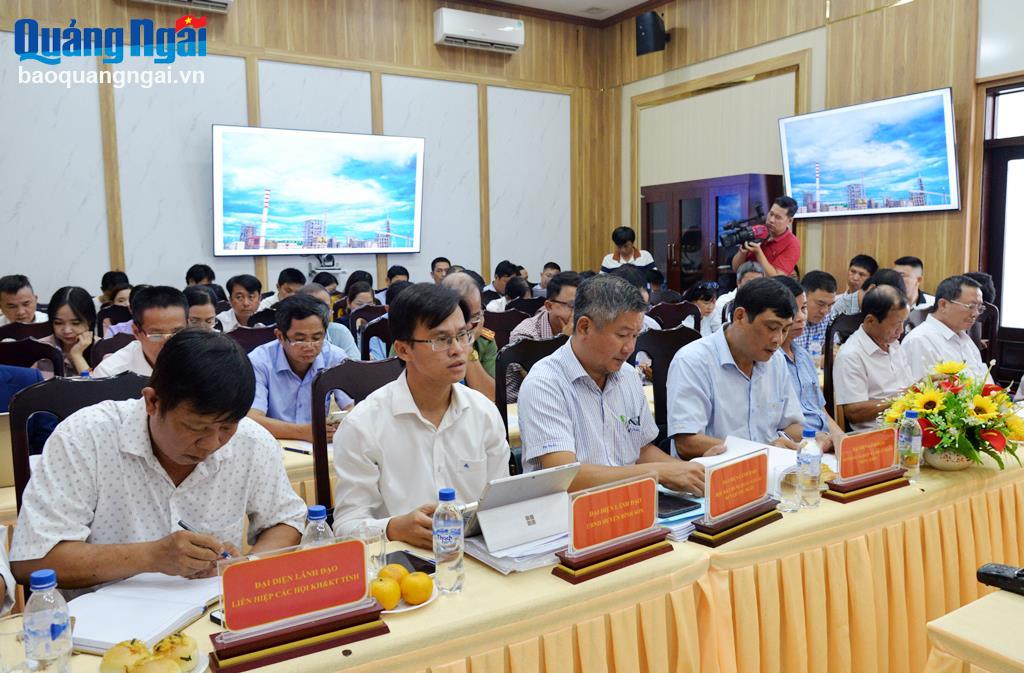 Họp báo chuyên đề về tuyến ống xả nước thải của Nhà máy Bột - Giấy VNT19