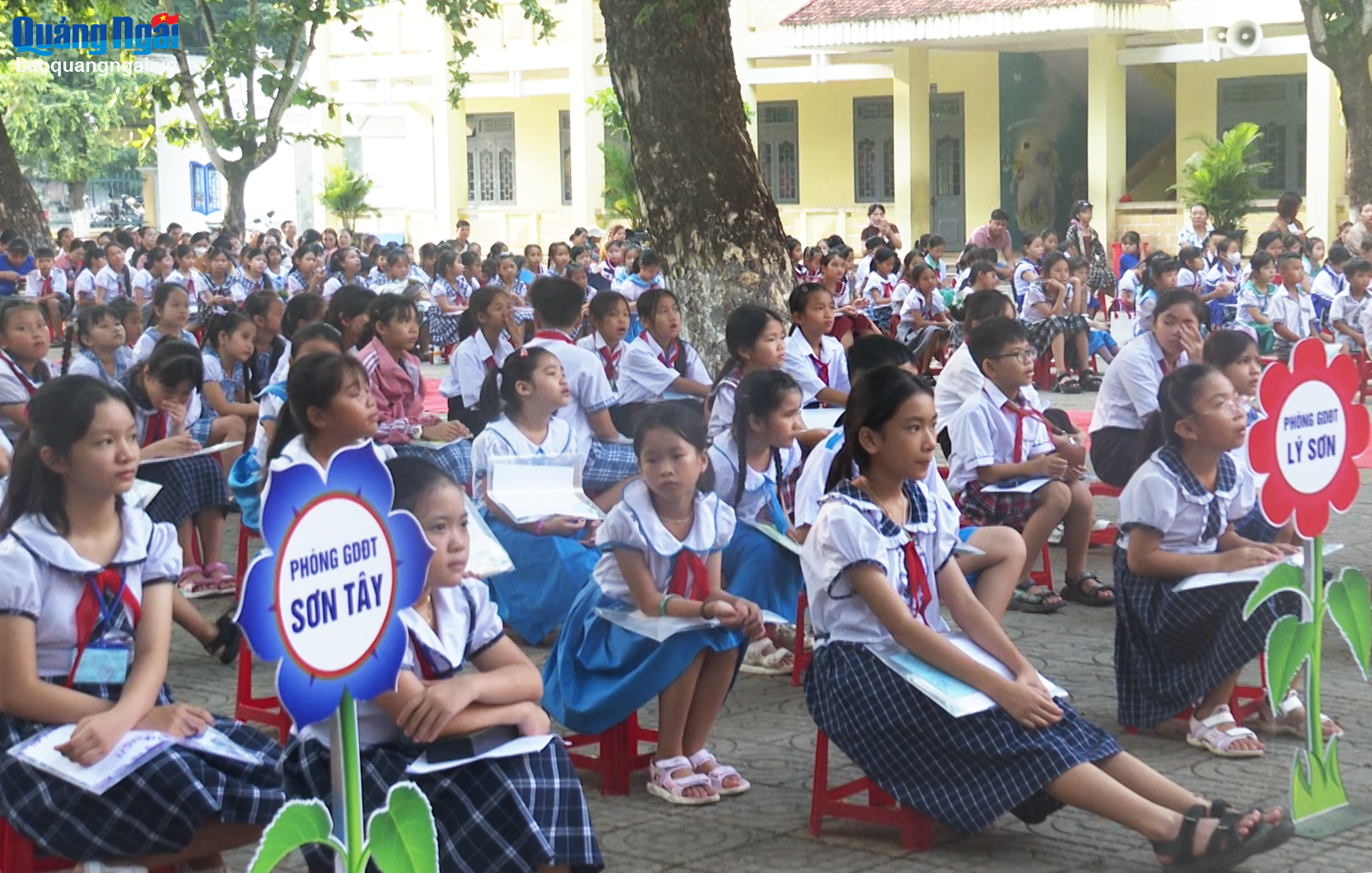 Gần 800 học sinh tham gia Hội thi Viết chữ đúng, rèn chữ đẹp