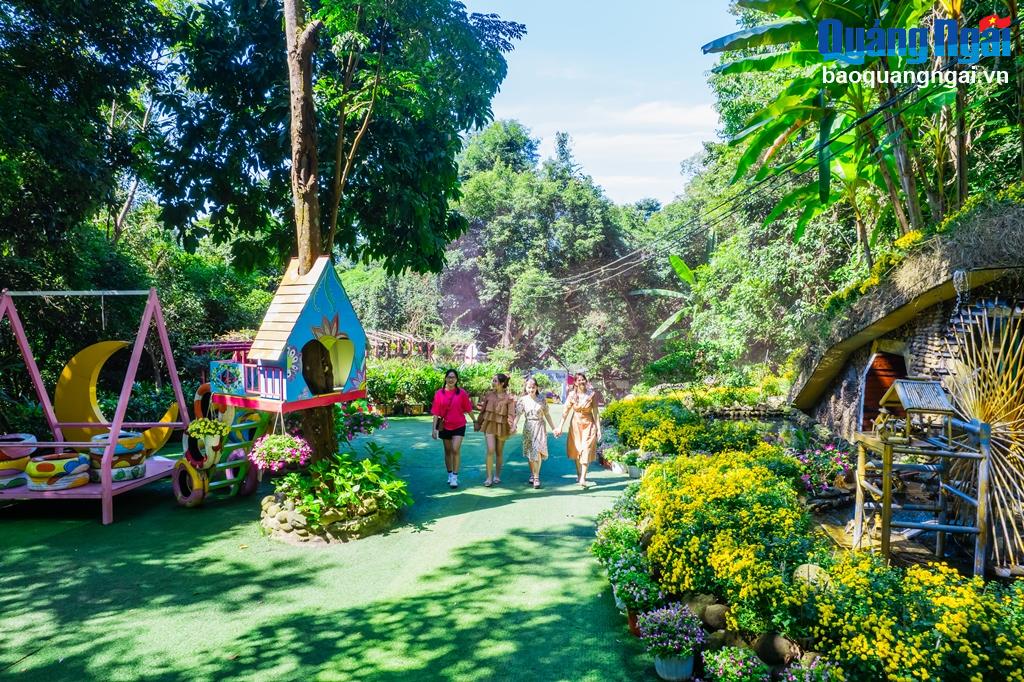 Phát động Cuộc thi ảnh nghệ thuật “Khoảnh khắc Nghĩa Hành”  