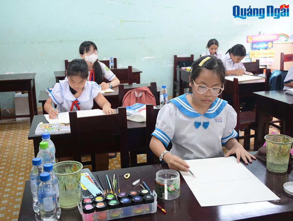 Khai mạc Giải thưởng Mỹ thuật thiếu nhi tỉnh, năm 2024