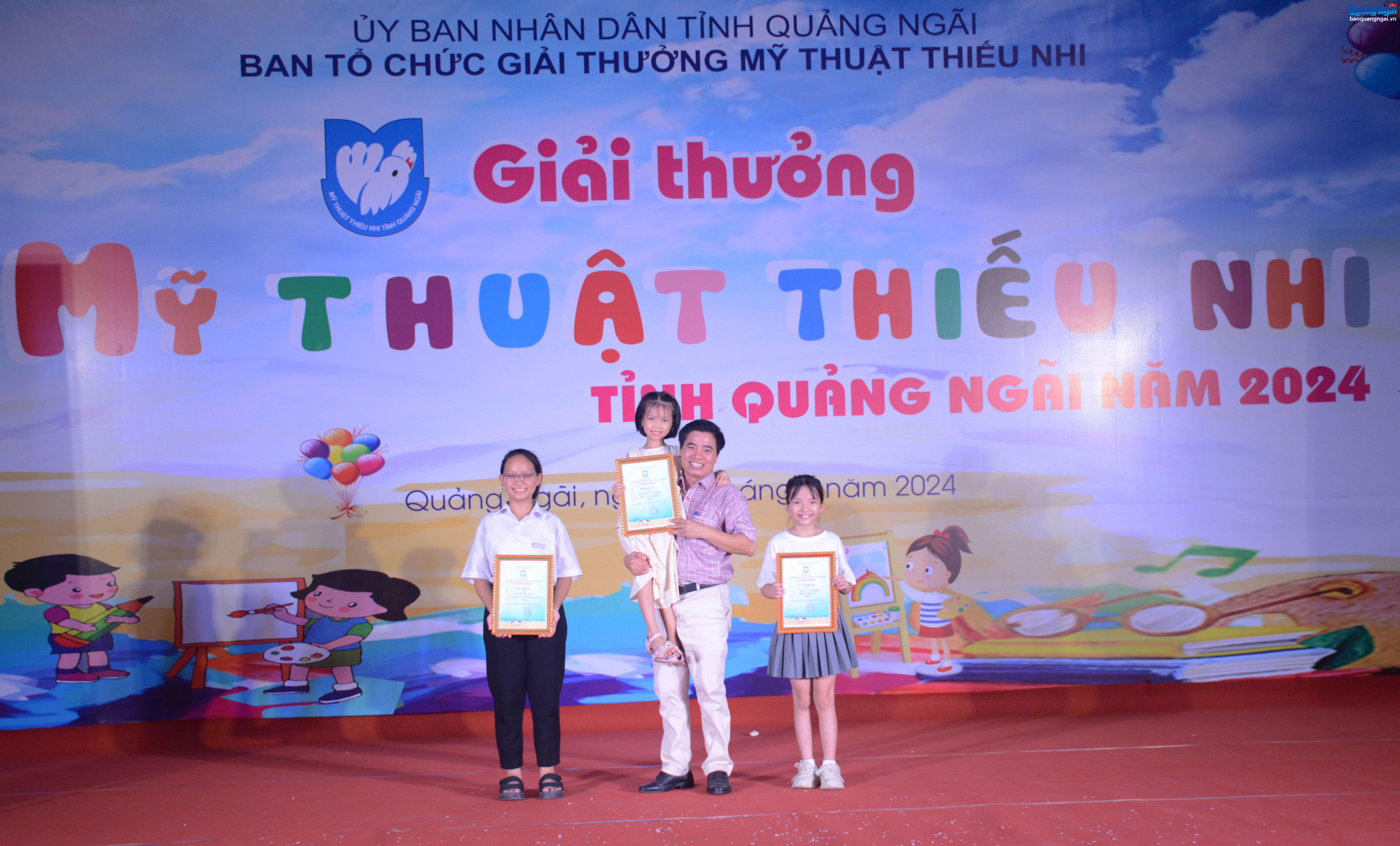 Trao Giải thưởng Mỹ thuật thiếu nhi tỉnh năm 2024