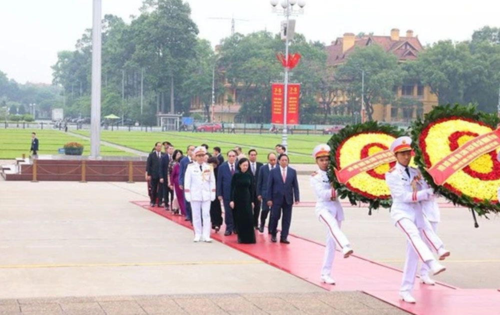 Lãnh đạo Đảng, Nhà nước vào Lăng viếng Chủ tịch Hồ Chí Minh