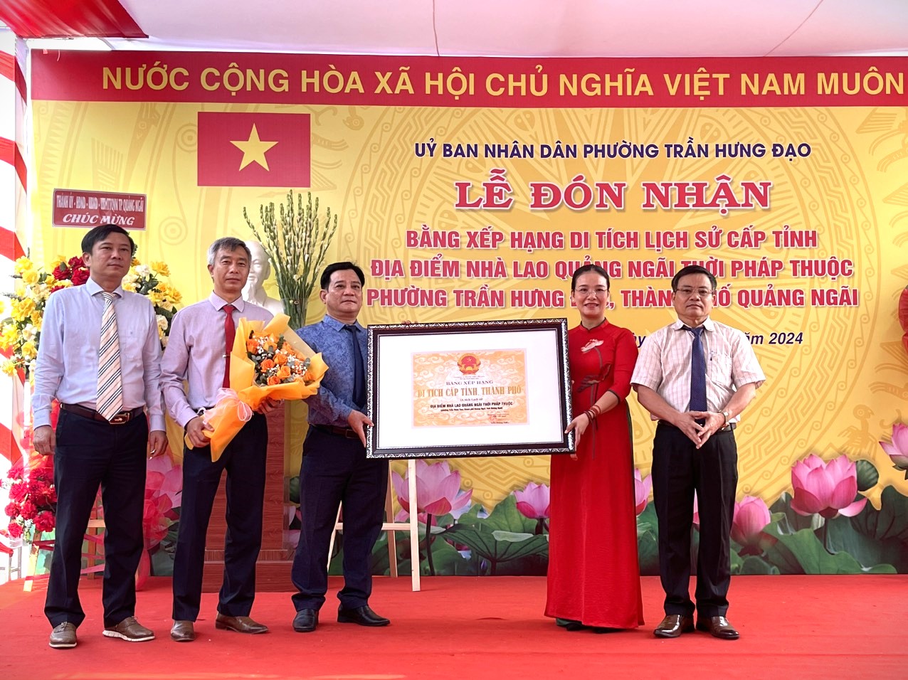 Đón nhận Bằng xếp hạng Di tích lịch sử cấp tỉnh Nhà lao Quảng Ngãi