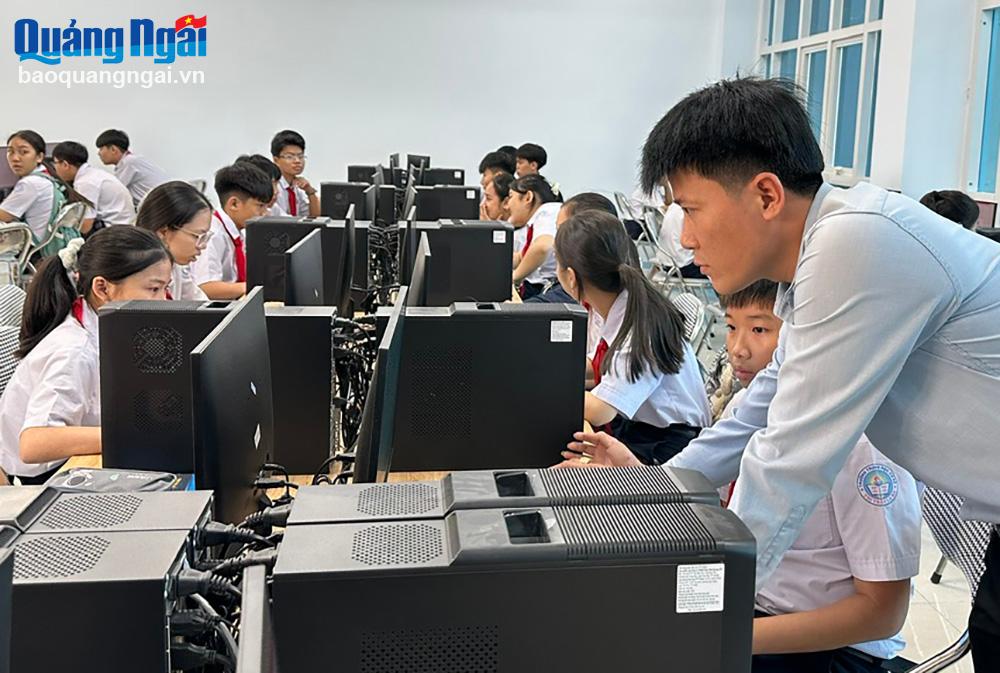 Hơn 15 nghìn thí sinh đăng ký thi tuyển vào lớp 10