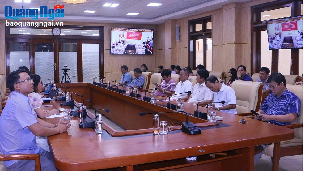 Bồi dưỡng kiến thức về xây dựng Đảng cho phóng viên, biên tập viên các cơ quan thông tấn, báo chí