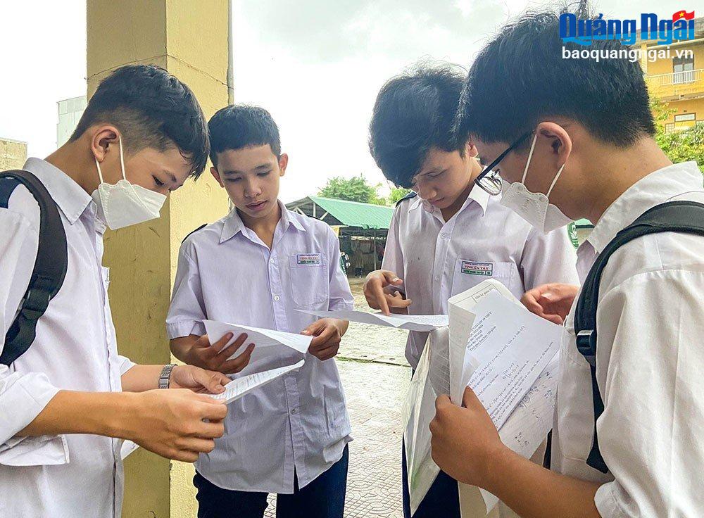 Kỳ thi tuyển sinh vào lớp 10: Đề thi môn Toán có tính phân hóa cao