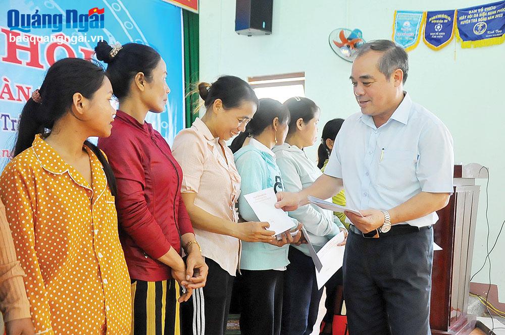 Xây dựng quê hương Trà Bồng giàu đẹp