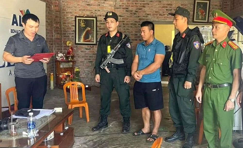 Quảng Bình triệt phá đường dây cá độ bóng đá qua mạng hơn 10 tỷ đồng