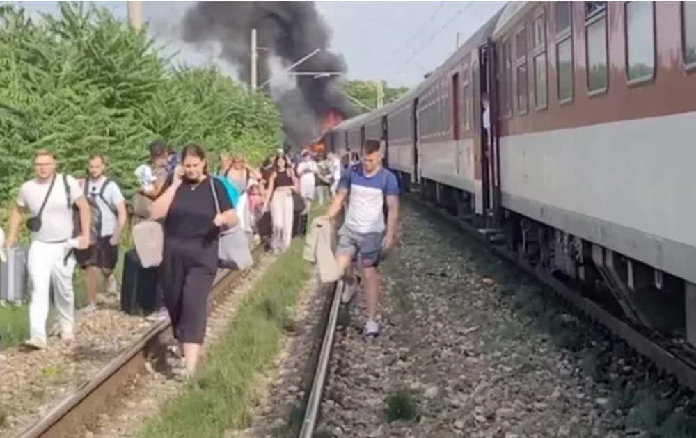 Nhiều người thương vong trong vụ va chạm giữa tàu hỏa và xe buýt ở Slovakia