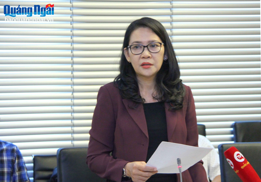 Đoàn đại biểu Quốc hội tỉnh thảo luận, góp ý về các nội dung cải cách tiền lương