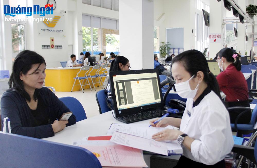 Sử dụng tài khoản VNeID thực hiện dịch vụ công trực tuyến