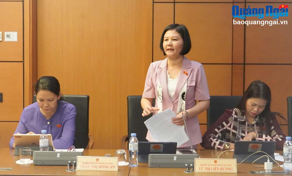 Đoàn ĐBQH tỉnh góp ý Dự án Luật Quy hoạch đô thị và nông thôn